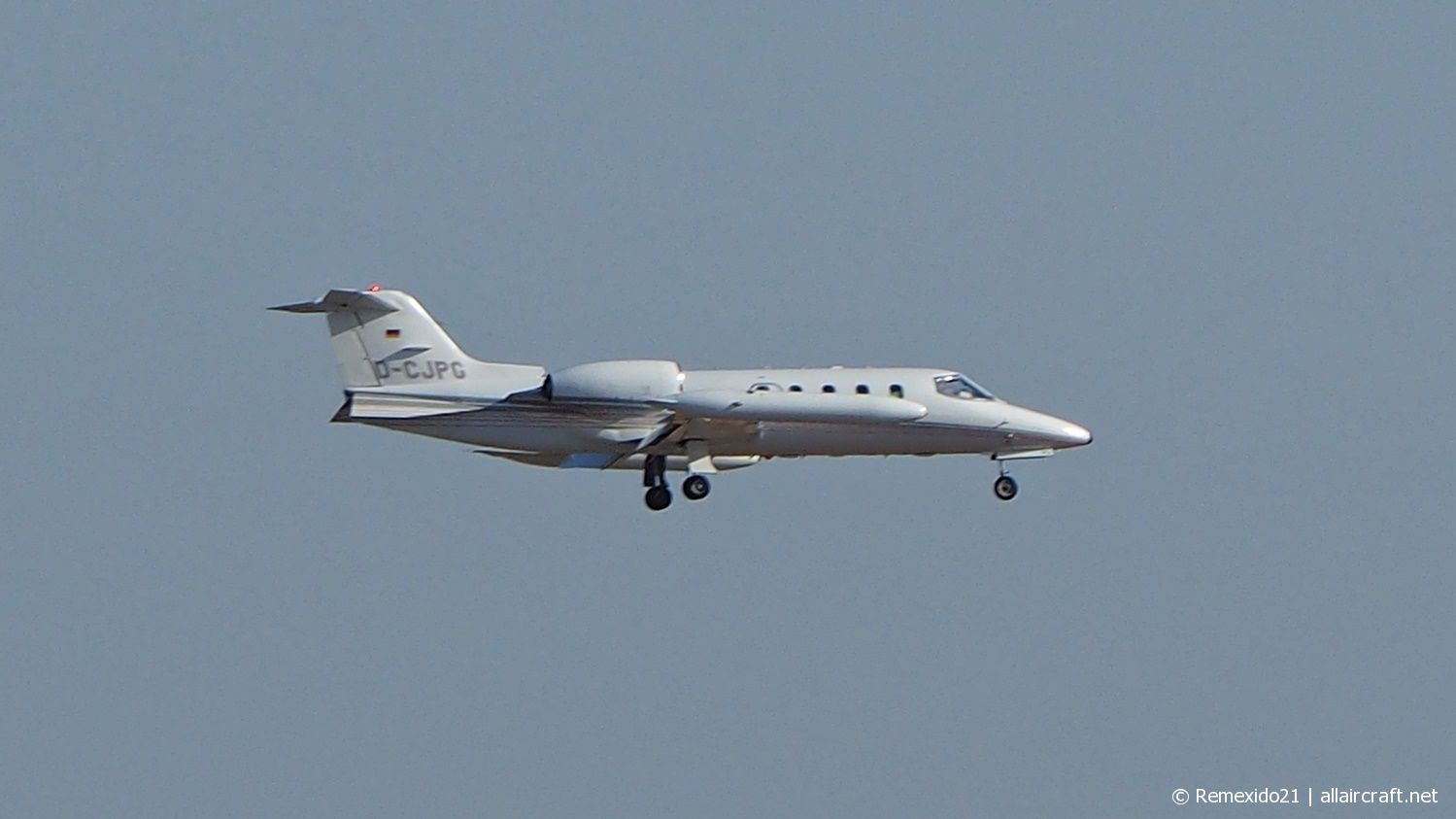 D-CJPG · Learjet 35A · (FAO / LPFR)