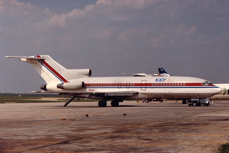 N28KA (18320) 1965 Boeing 727-22