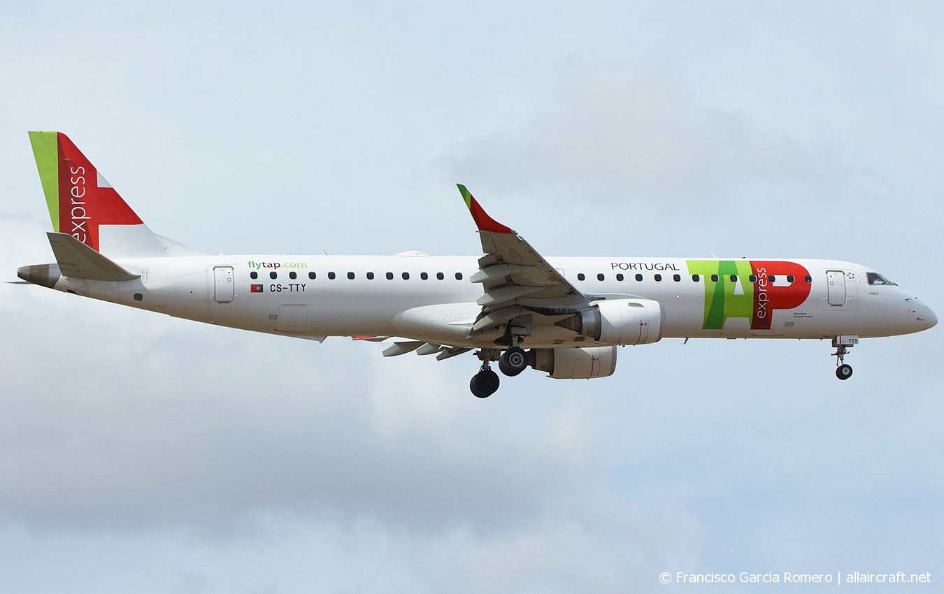 CS-TTY (19000609) Embraer 190-200IGW