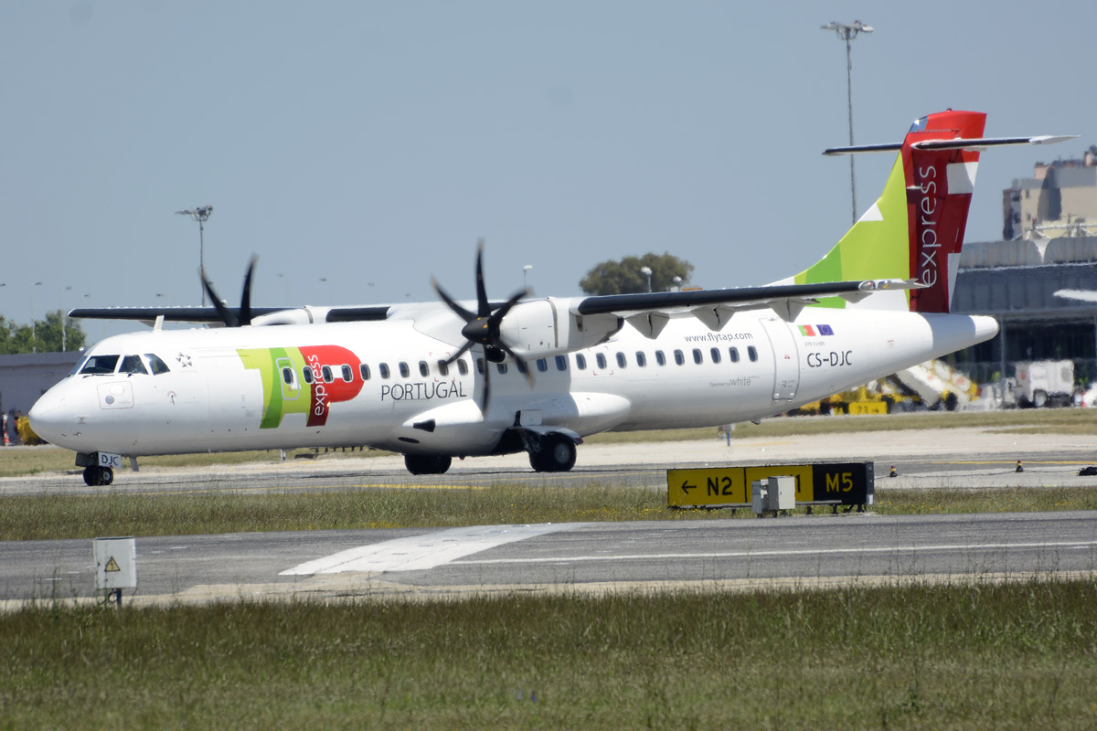 CS-DJC · ATR 72-600 · (LIS / LPPT)