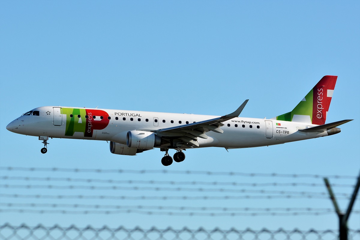 CS-TPR (19000460) Embraer 190-100LR
