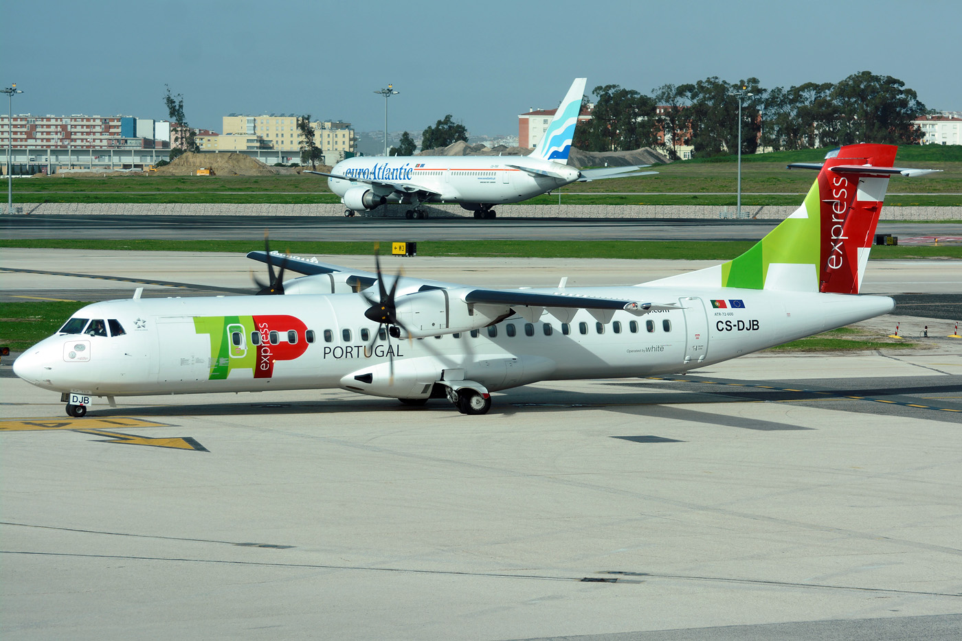 CS-DJB · ATR-72-600 · (LIS / LPPT)
