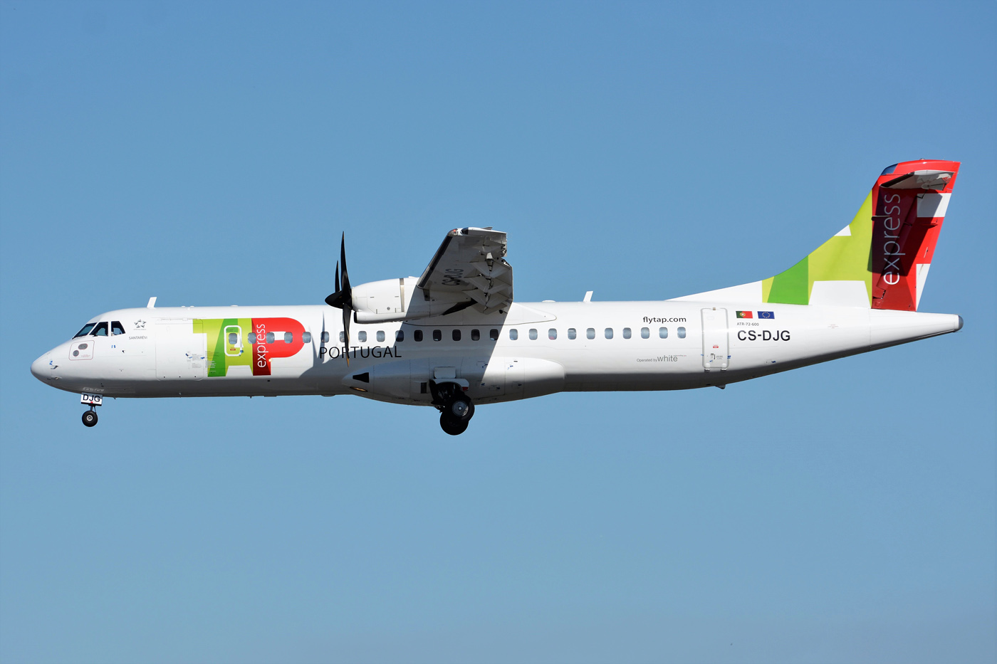 CS-DJG (1316) 2016 ATR-72-600