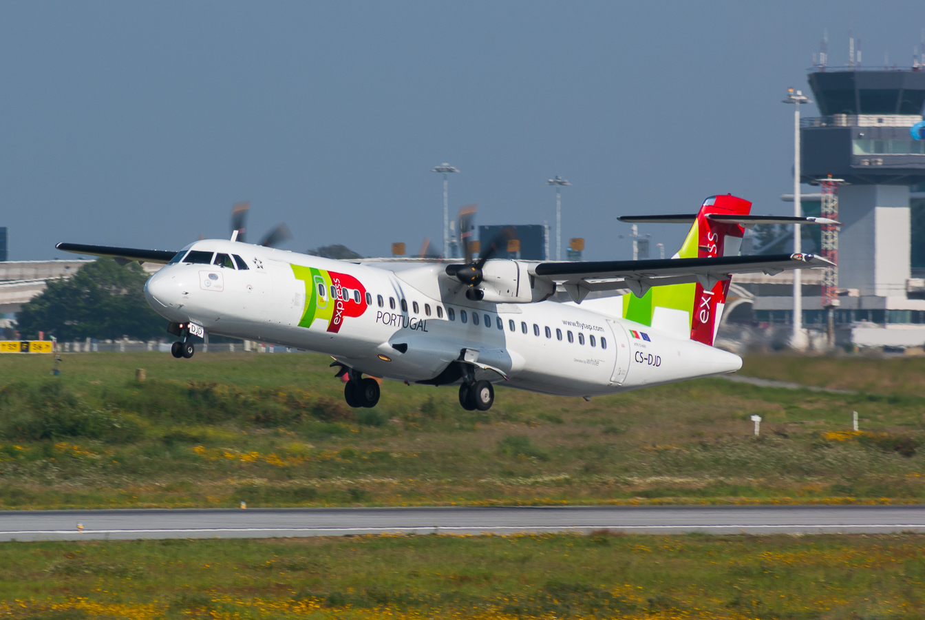 CS-DJD (1233) 2015 ATR-72-600