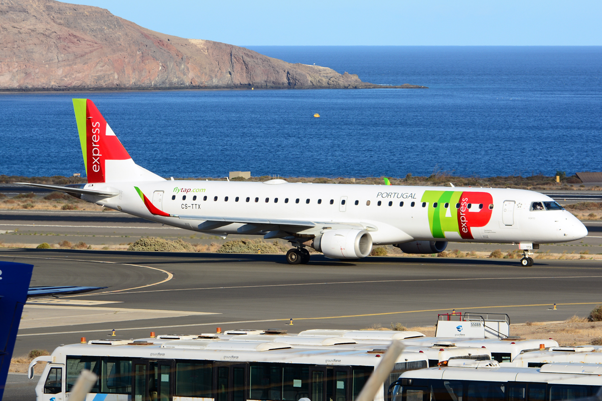 CS-TTX (19000429) Embraer 190-200IGW