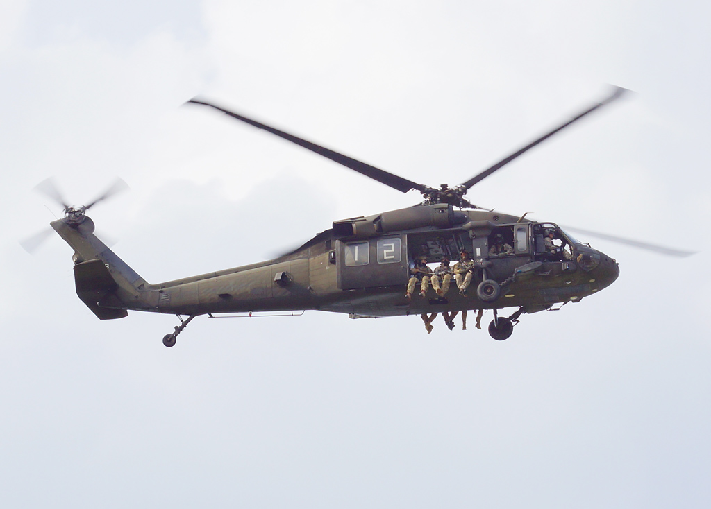96-26683 · Sikorsky UH-60L Black Hawk · (STR / EDDS)