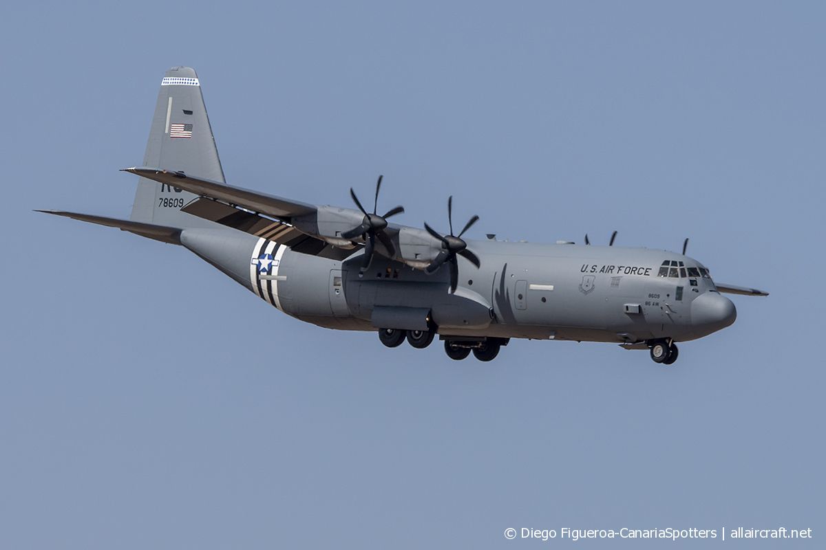 07-8609 (382-5623) Lockheed Martin C-130J-30 Hercules