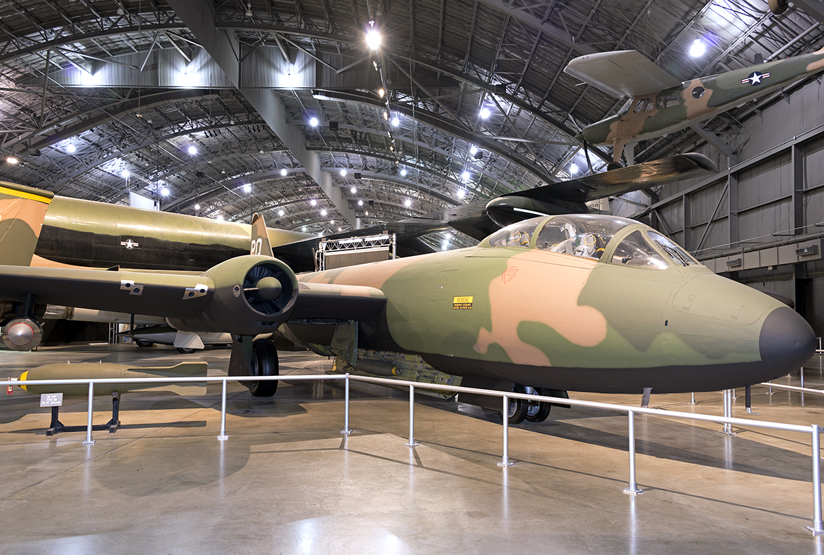 52-1499 (082) 1952 Martin EB-57B Canberra