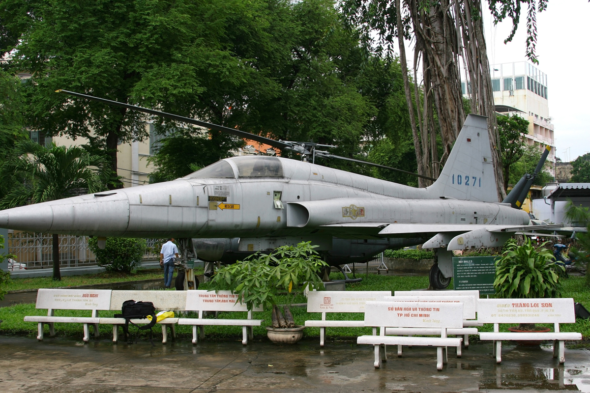 71-0271 · Northrop F-5A Freedom Fighter · -