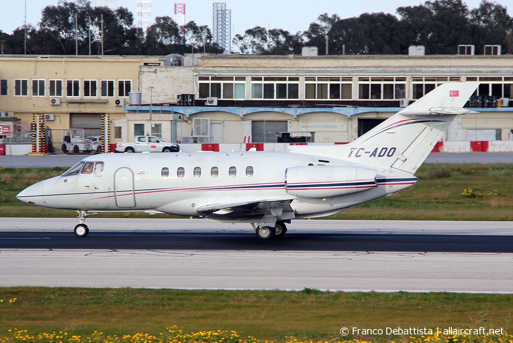 TC-ADO · Raytheon Hawker 800XP · (MLA / LMML)