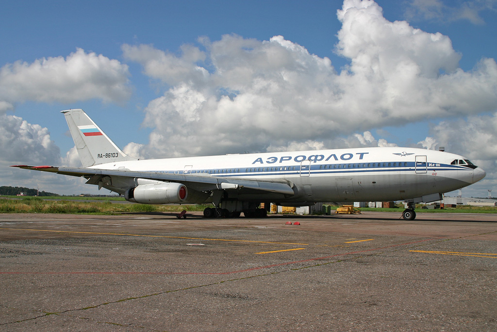 RA-86103 (cn ..208071) Ilyushin Il-86