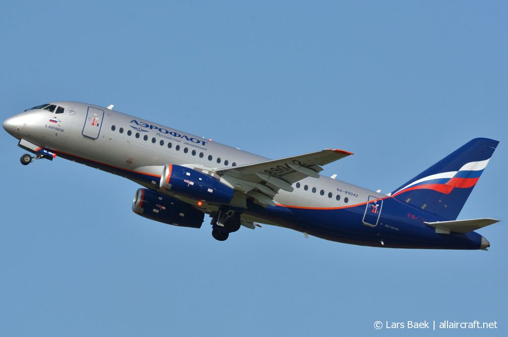 RA-89042 (95068) 2014 Sukhoi Superjet 100-95B