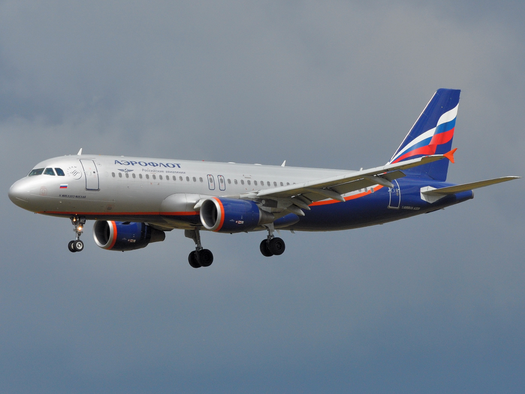 VP-BWE, (cn 2133), Airbus A320-214