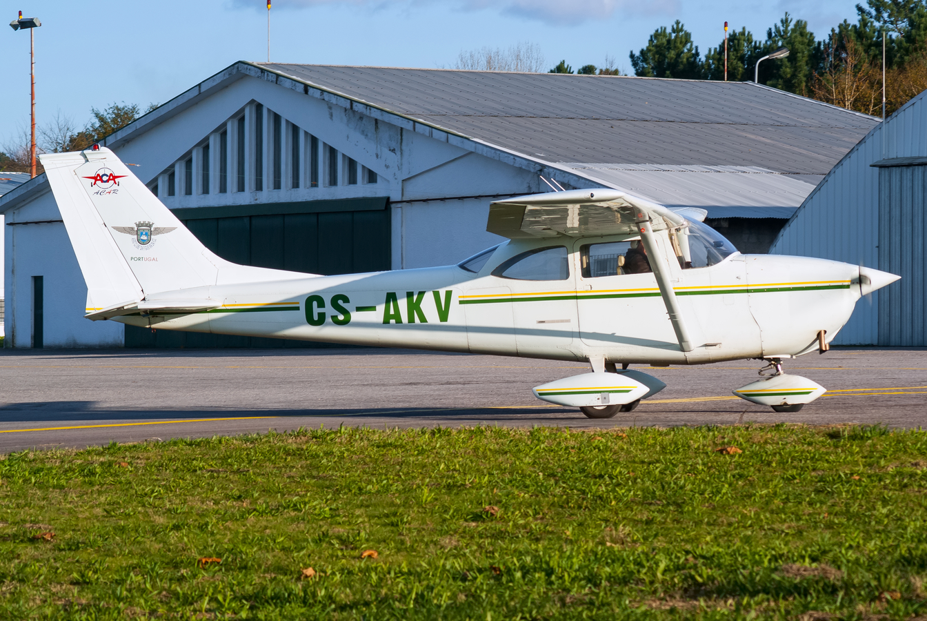 CS-AKV (1720303) Cessna 172G Skyhawk