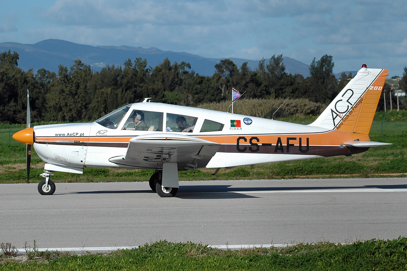 CS-AFU (28R-35786) Piper PA-28R-200 Cherokee Arrow