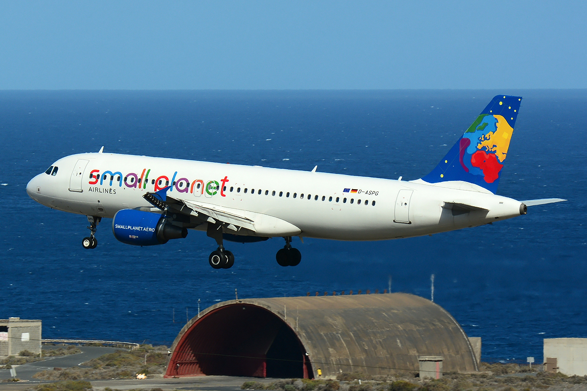D-ASPG (2529) 2005 Airbus A320-214