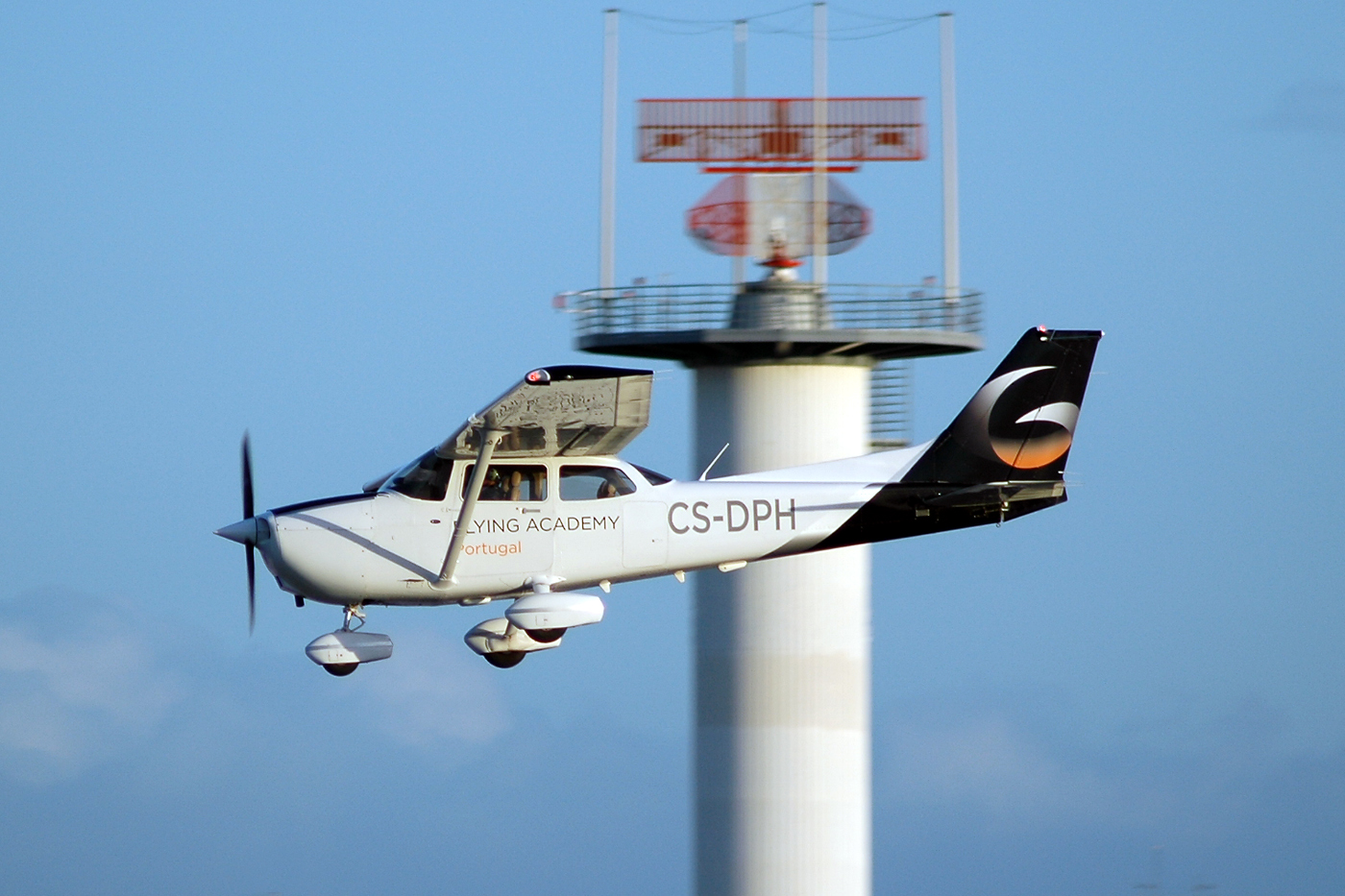 CS-DPH (172-81527) Cessna 172R Skyhawk