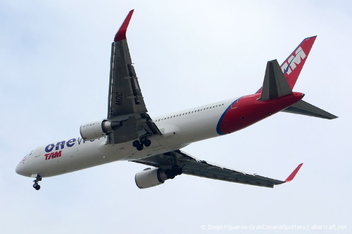 PT-MOC (41746) 2012 Boeing 767-316 ER WL