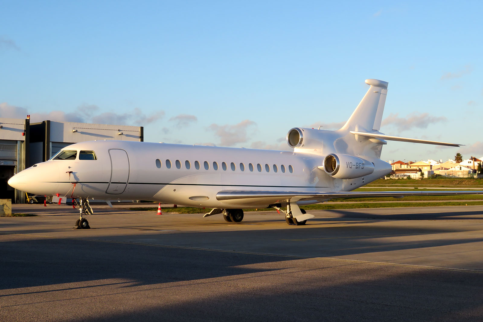 VQ-BFD (411) 2017 Dassault Falcon 8X