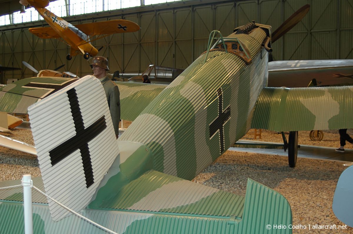 Junkers J-9 (D-1) (replica)