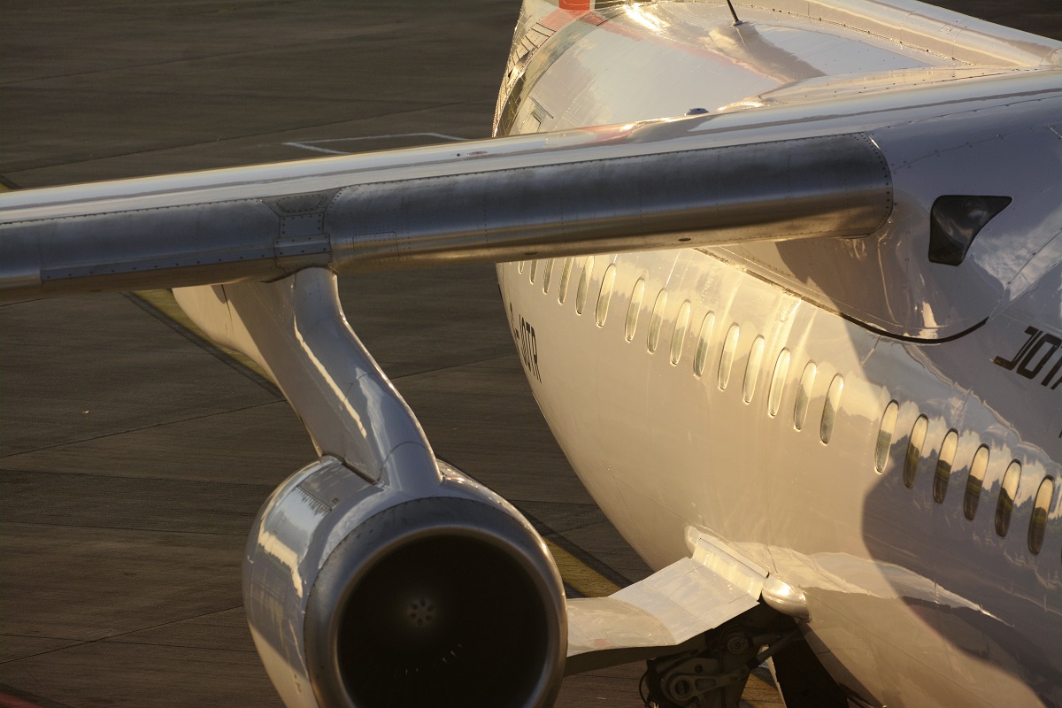 G-JOTR · British Aerospace Avro RJ85 · (DUB / EIDW)