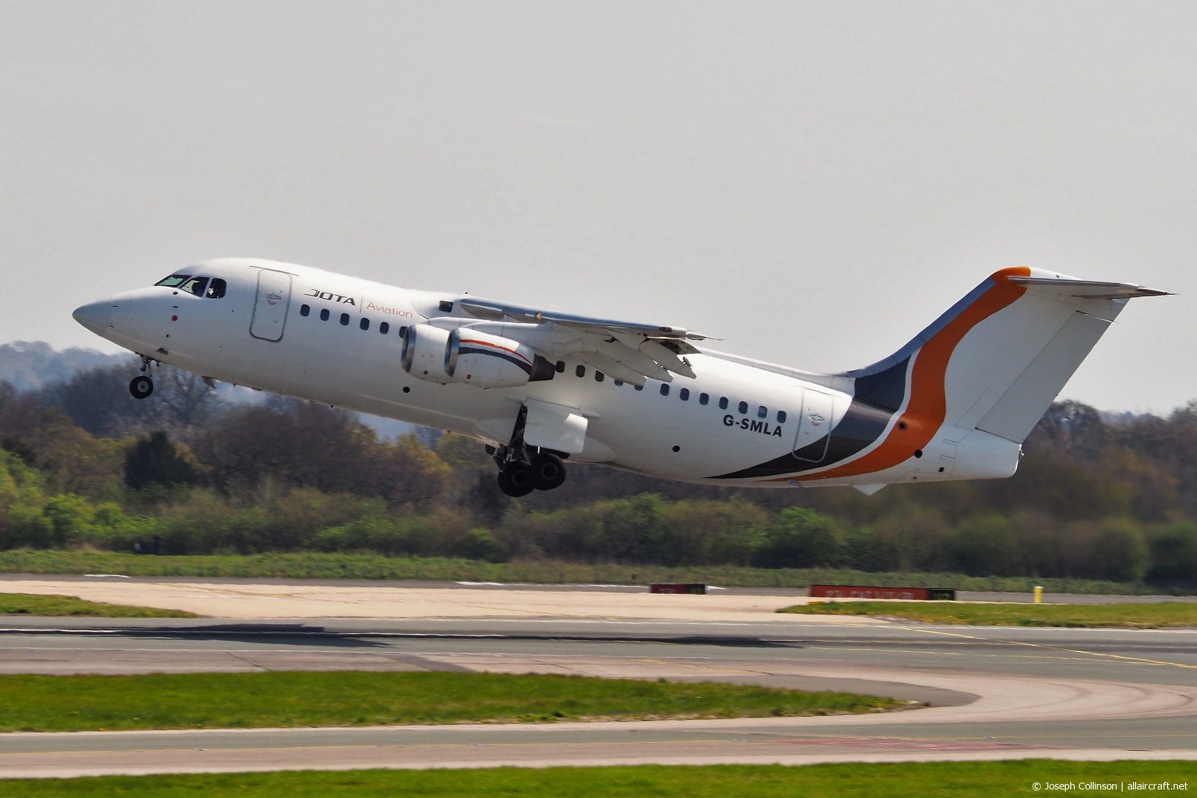 G-SMLA · British Aerospace BAe-146-200 · (MAN / EGCC)