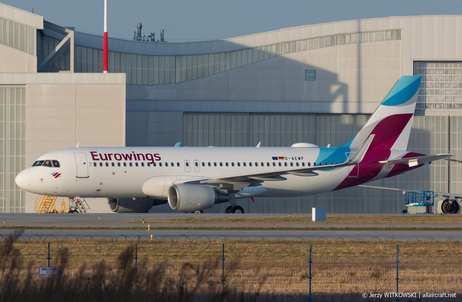 D-AEWF (7087) 2016 Airbus A320-214(WL)