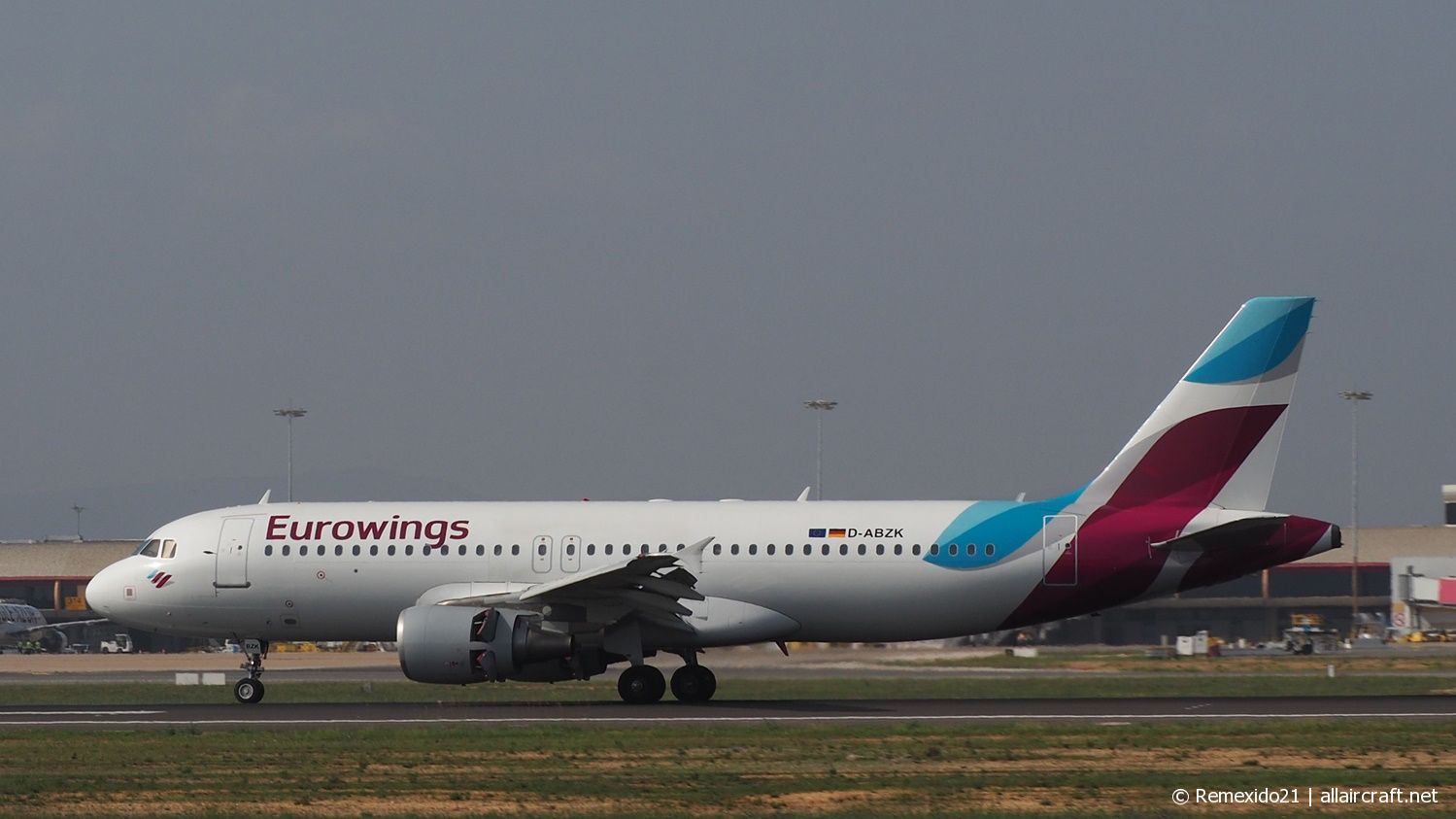D-ABZK · Airbus A320-216 · (FAO / LPFR)