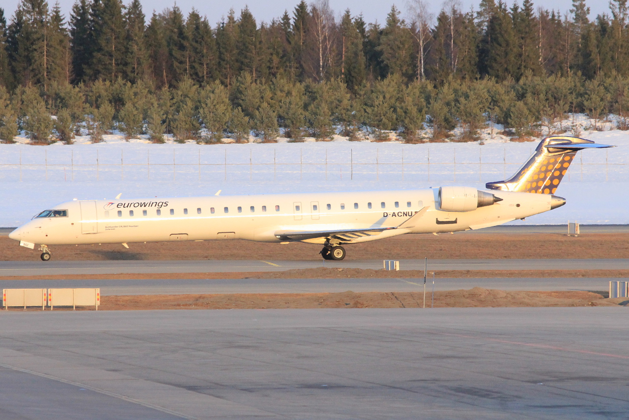 D-ACNU (cn 15267) Bombardier CRJ-900