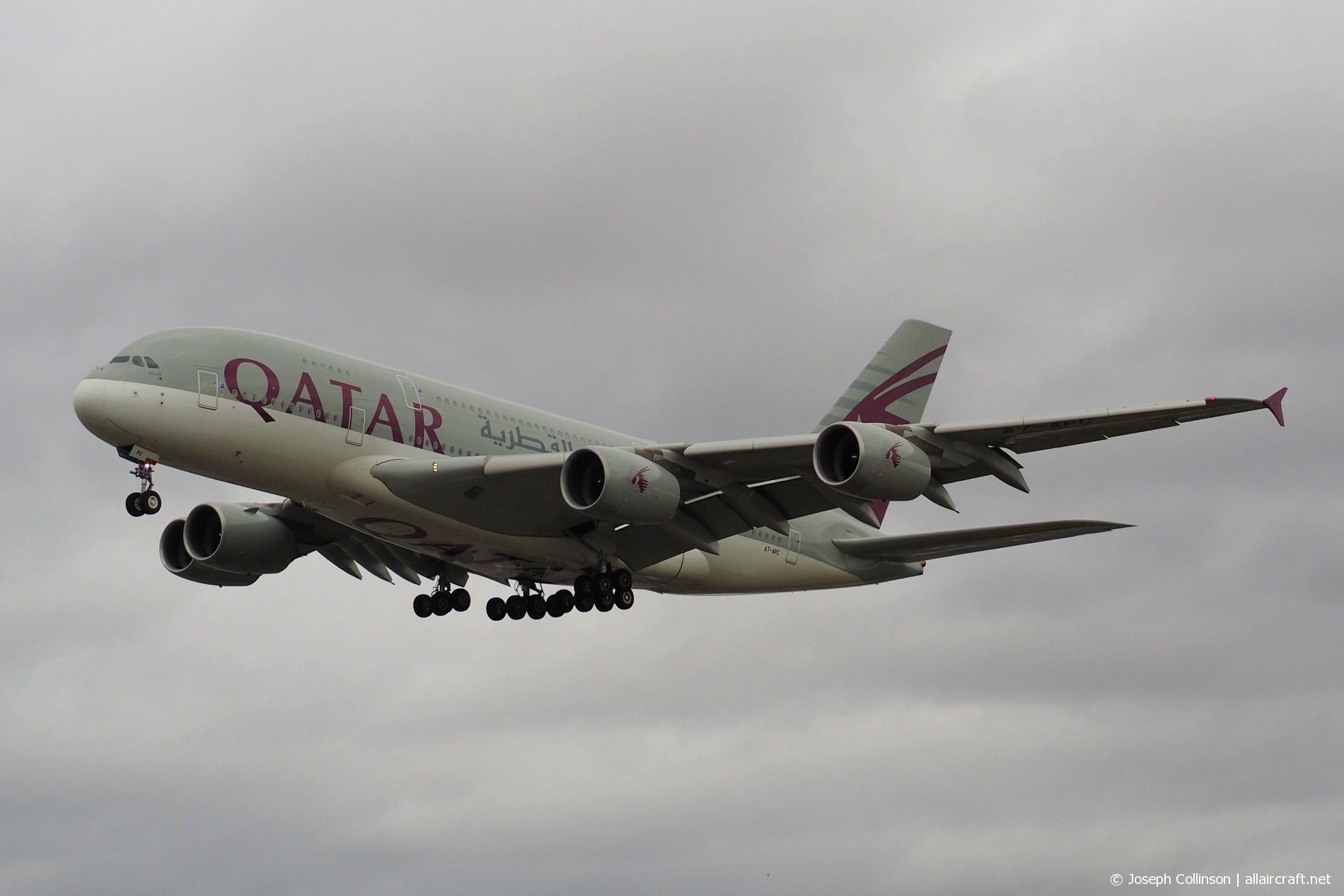 A7-APC · Airbus A380-861 · (LHR / EGLL)