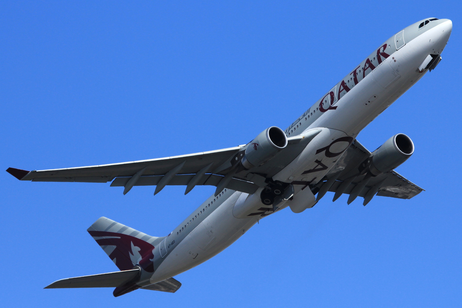 A7-AED · Airbus A330-302 · (FCO / LIRF)