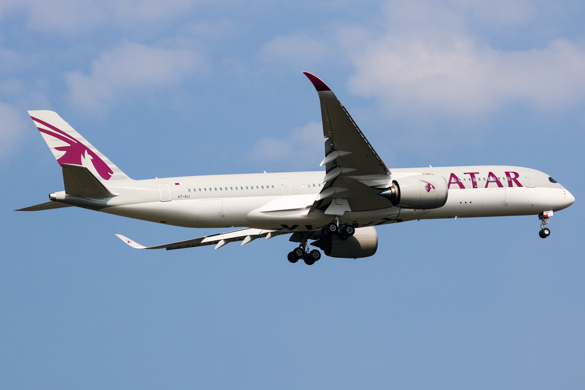 A7-ALI (021) 2016 Airbus A350-941