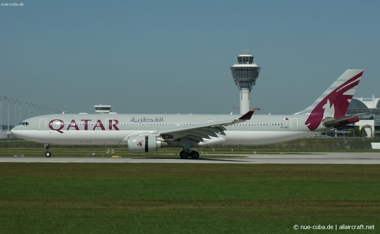 A7-AEC (659) 2005 Airbus A330-302