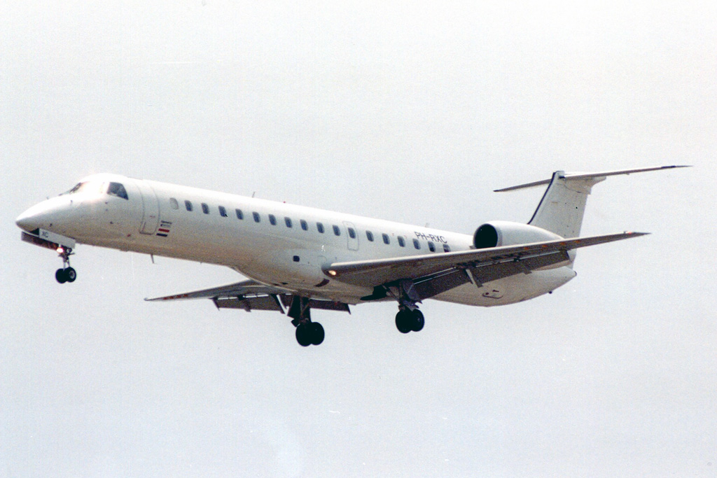 PH-RXC · Embraer ERJ-145LR · (LIS / LPPT)