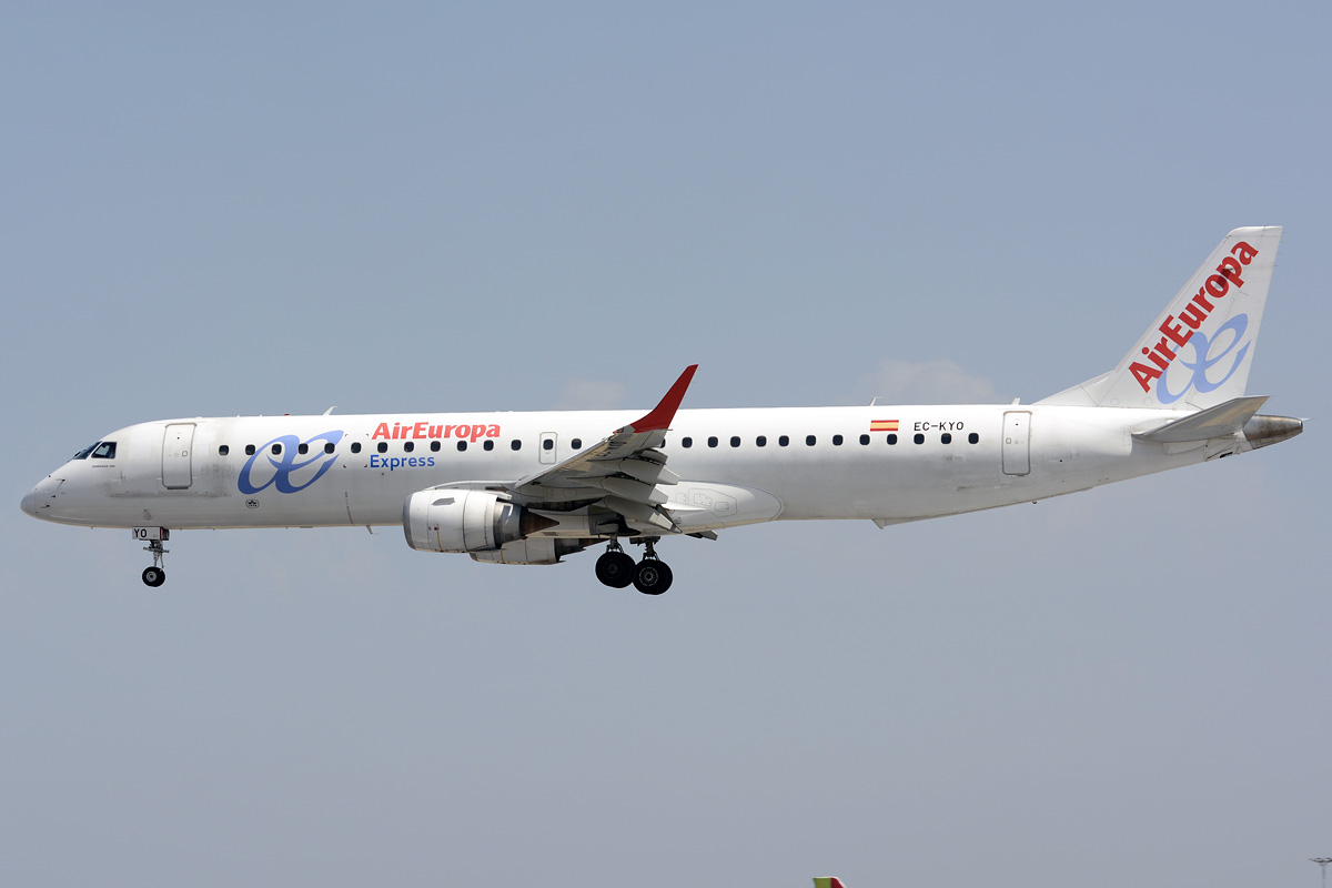 EC-KYO (19000276) 2009 Embraer 190-200LR
