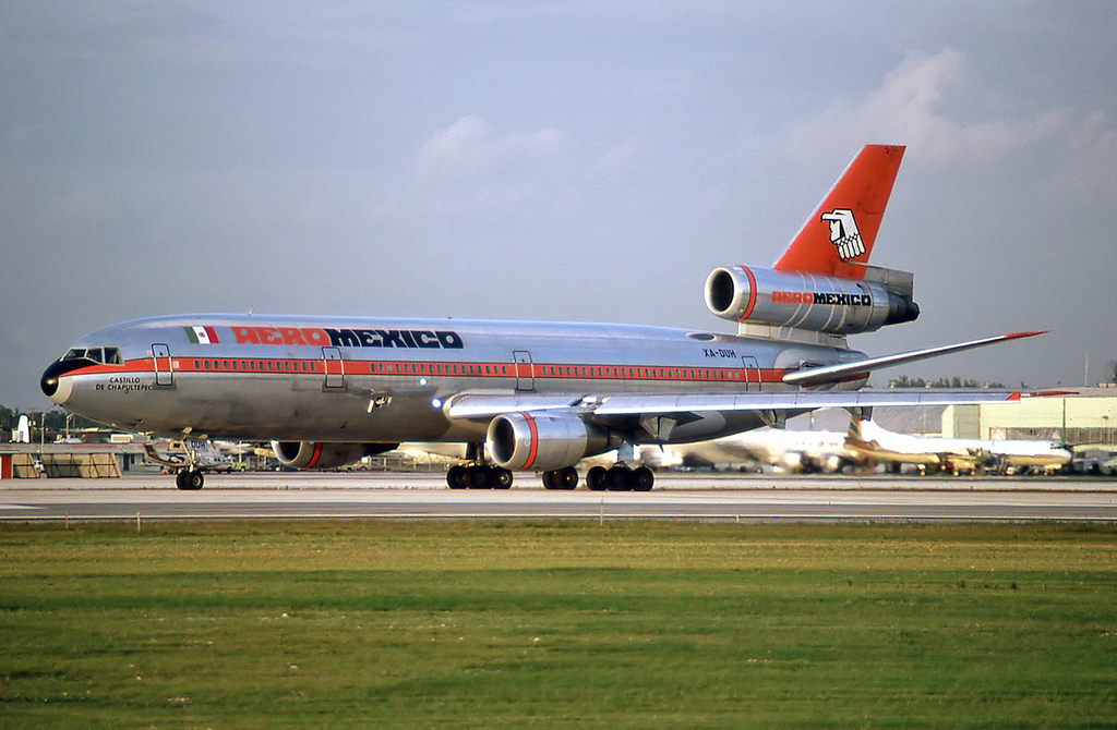 XA-DUH, (cn 46937), McDonnell Douglas DC-10-30