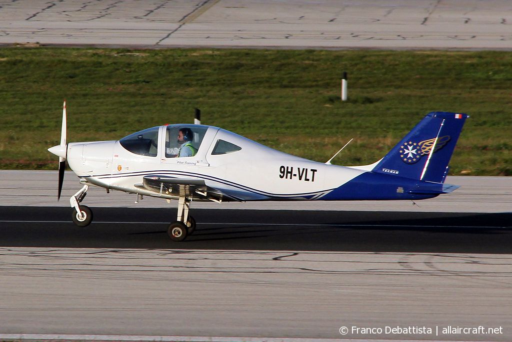 9H-VLT · Tecnam P2002JF Sierra · (MLA / LMML)