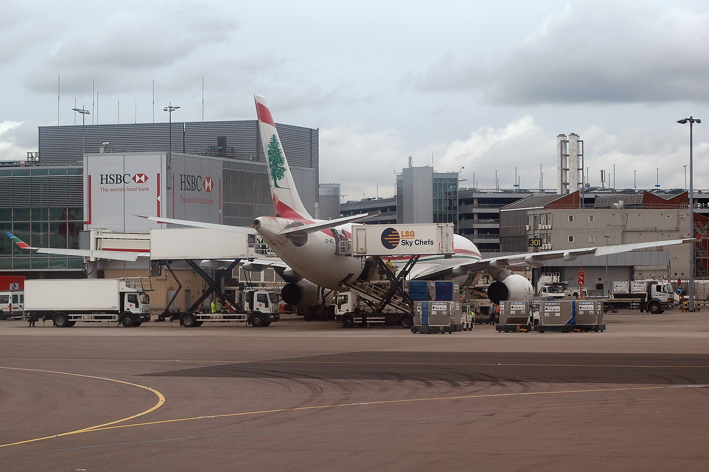 OD-MEC (995) 2009 Airbus A330-243