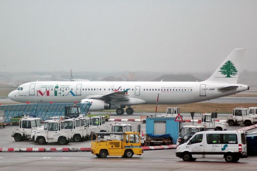F-ORMF (1953) 2003 Airbus A321-231