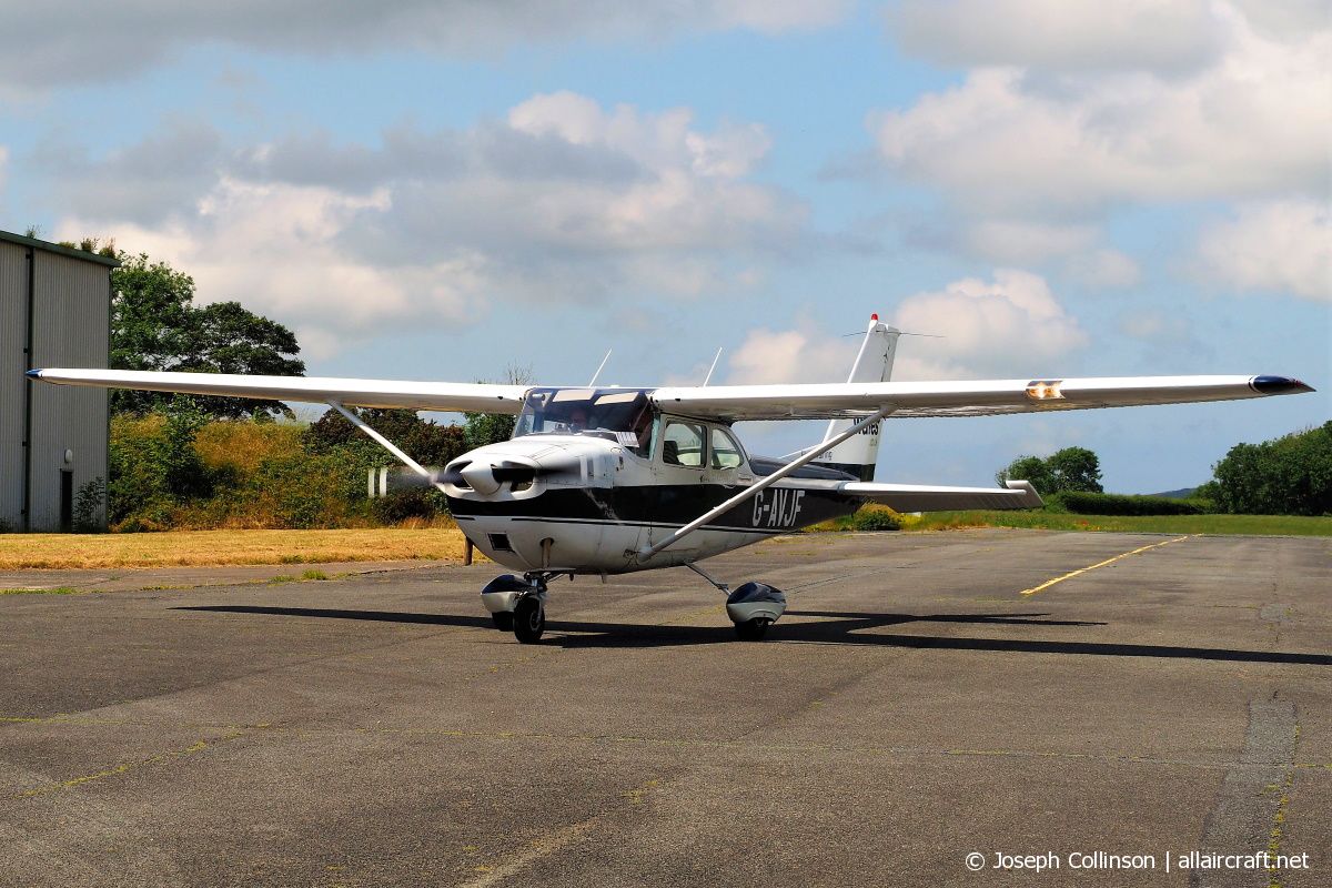 G-AVJF (0393) 1967 Reims-Cessna F172H Skyhawk