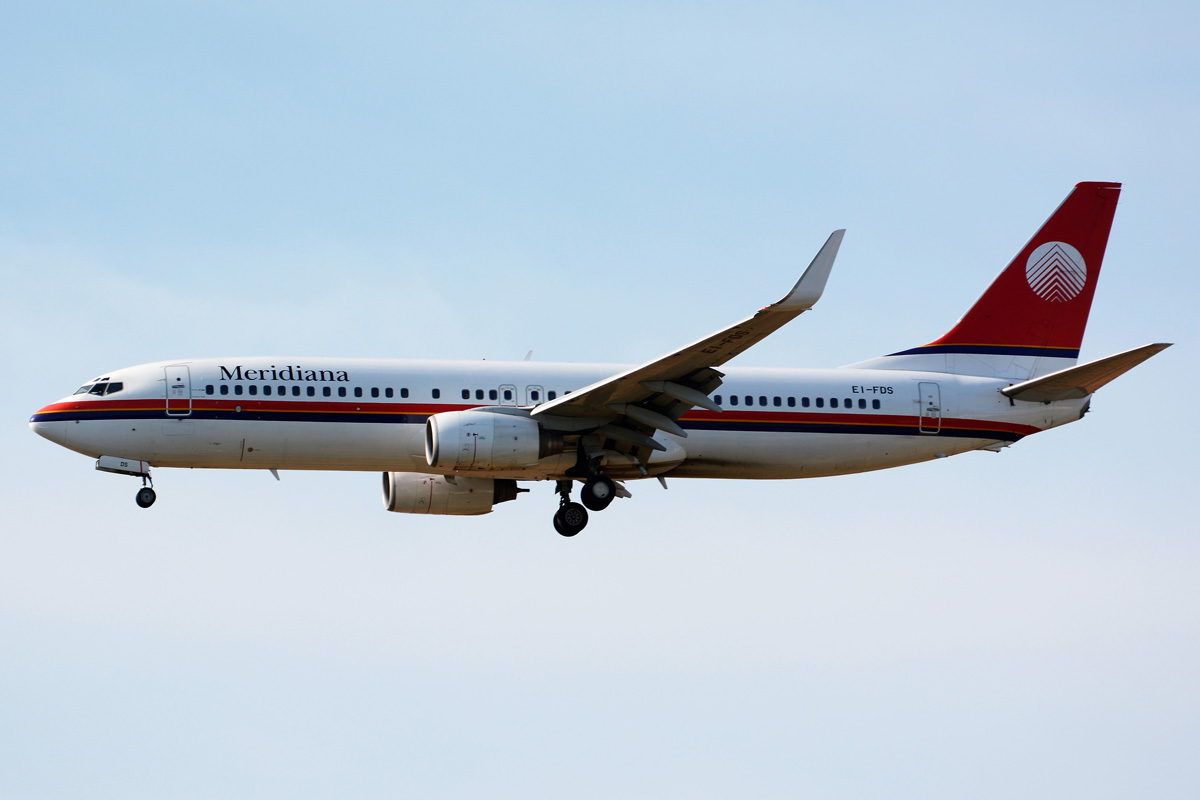 EI-FDS · Boeing 737-86N(WL) · (IBZ / LEIB)
