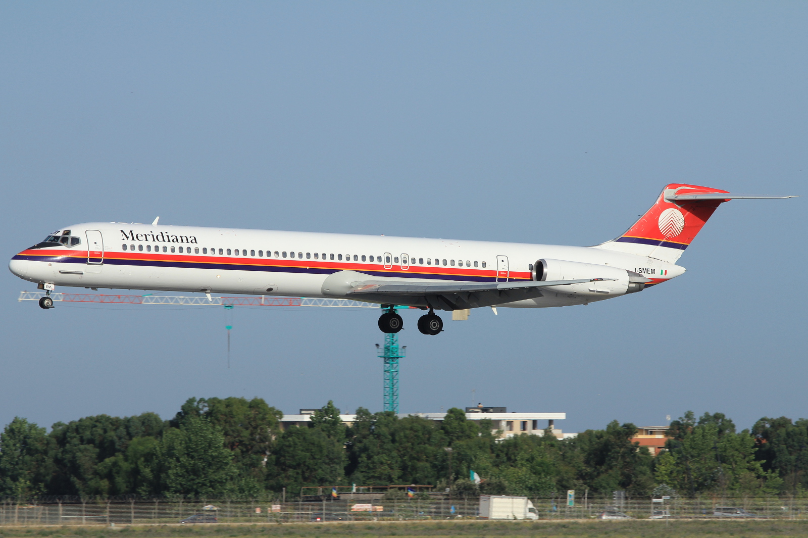 I-SMEM · McDonnell Douglas MD-82 · (FCO / LIRF)