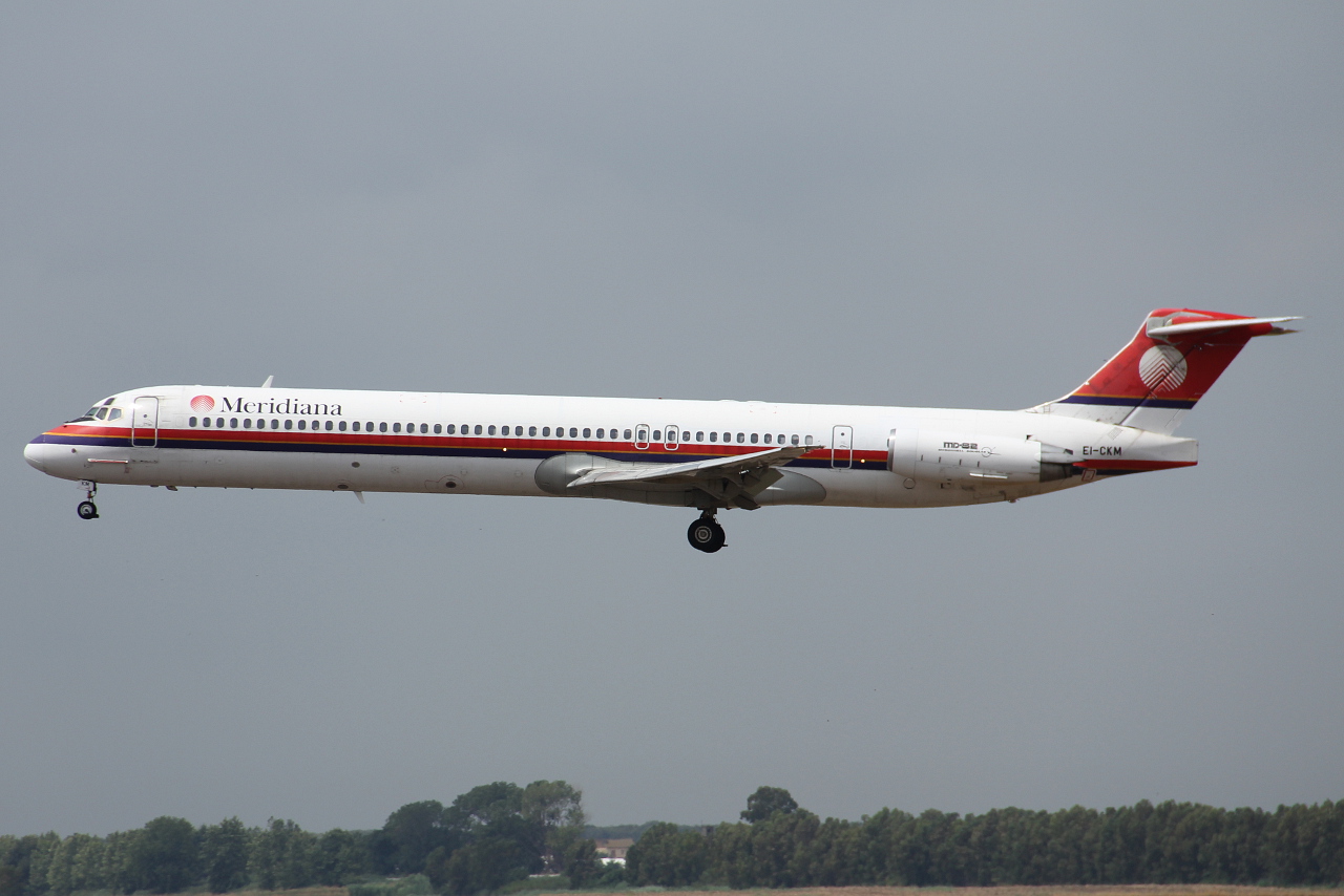 EI-CKM · McDonnell Douglas MD-83 · (FCO / LIRF)
