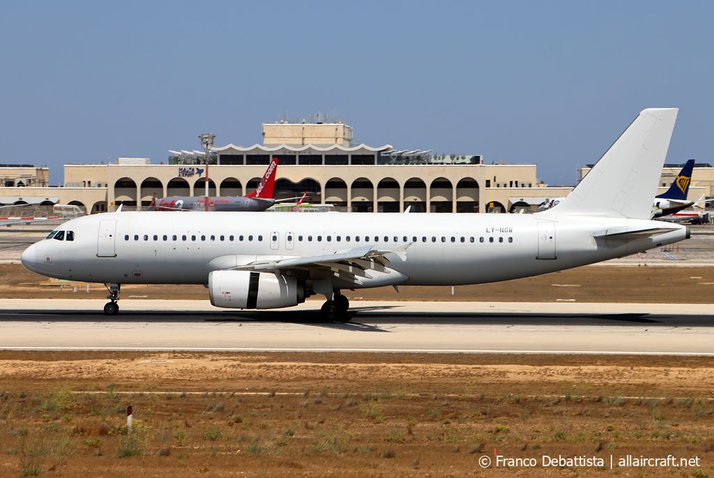 LY-NOW · Airbus A320-232 · (MLA / LMML)
