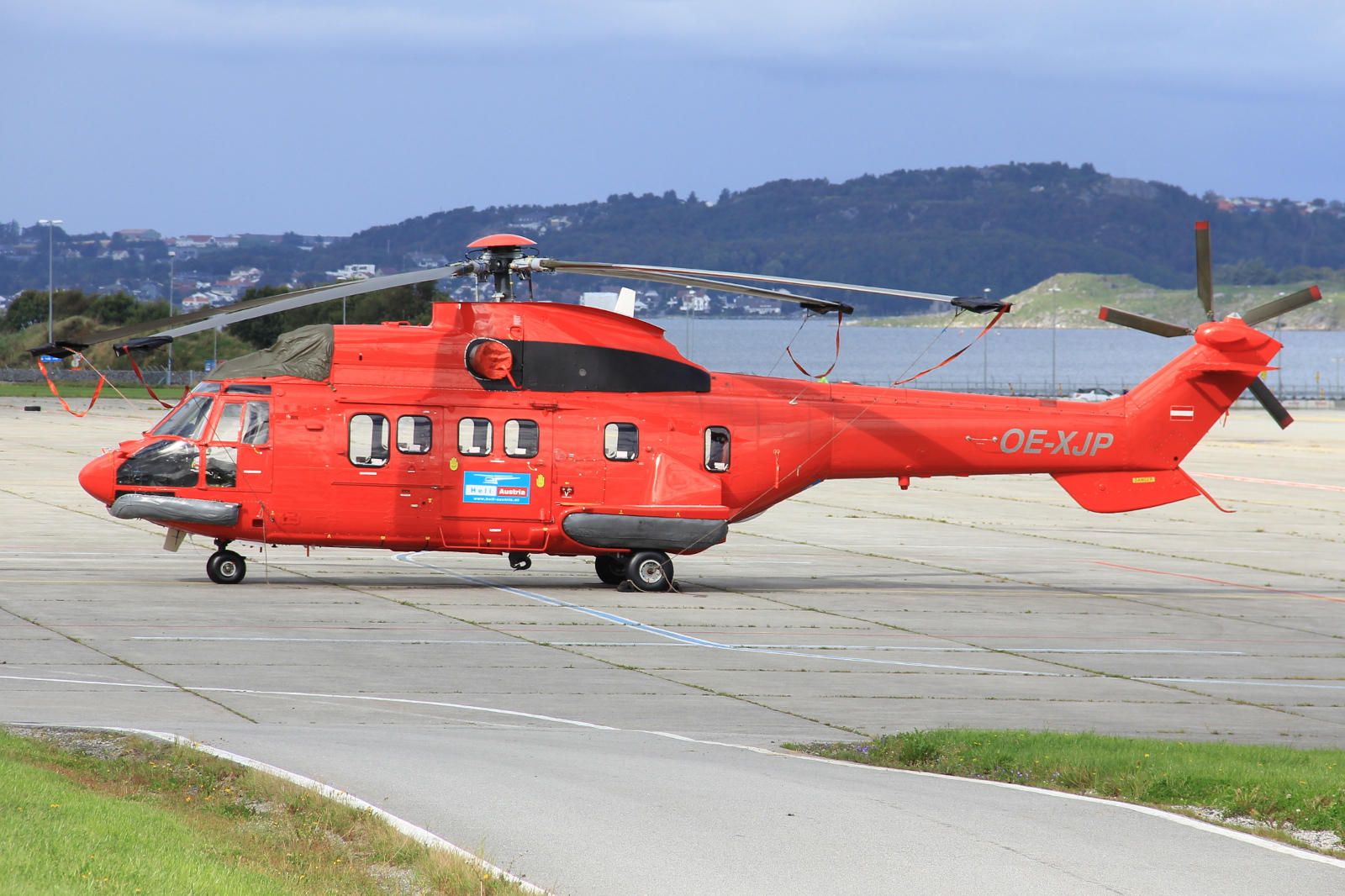 OE-XJP · Aerospatiale AS-332L1 Super Puma · (SVG / ENZV)
