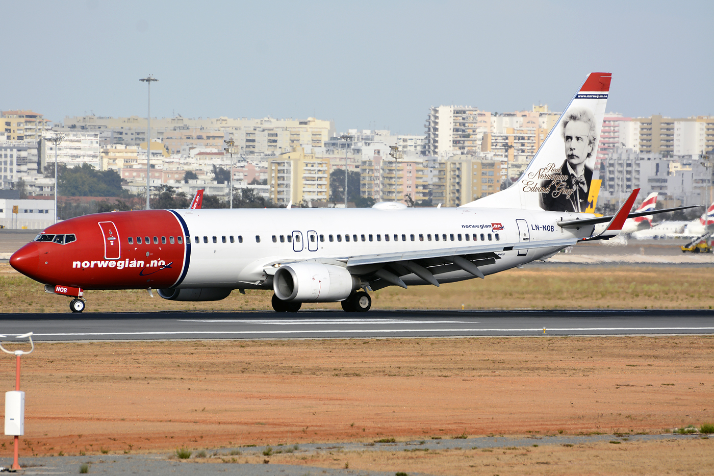 LN-NOB (34954) 2008 Boeing 737-8FZ WL