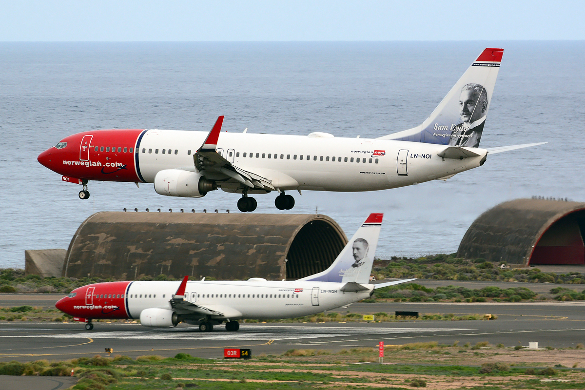 LN-NOI (36820) 2009 Boeing 737-86N WL
