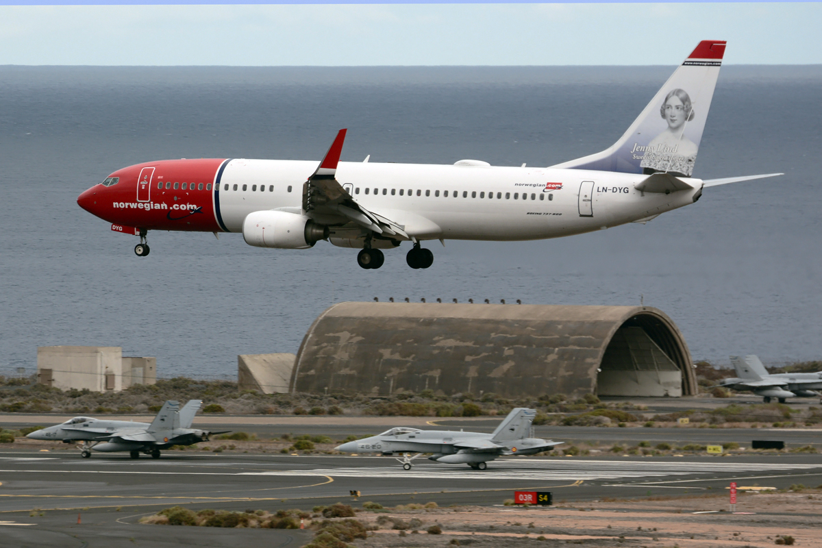 LN-DYG · Boeing 737-8JP(WL) · (LPA / GCLP)