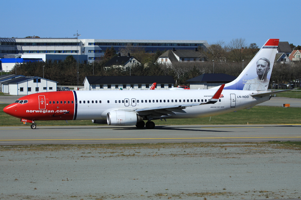 LN-NOO · Boeing 737-86Q(WL) · (SVG / ENZV)