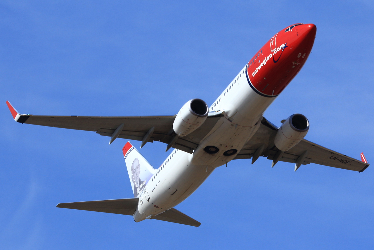 LN-NGF (39017) 2012 Boeing 737-8JP WL